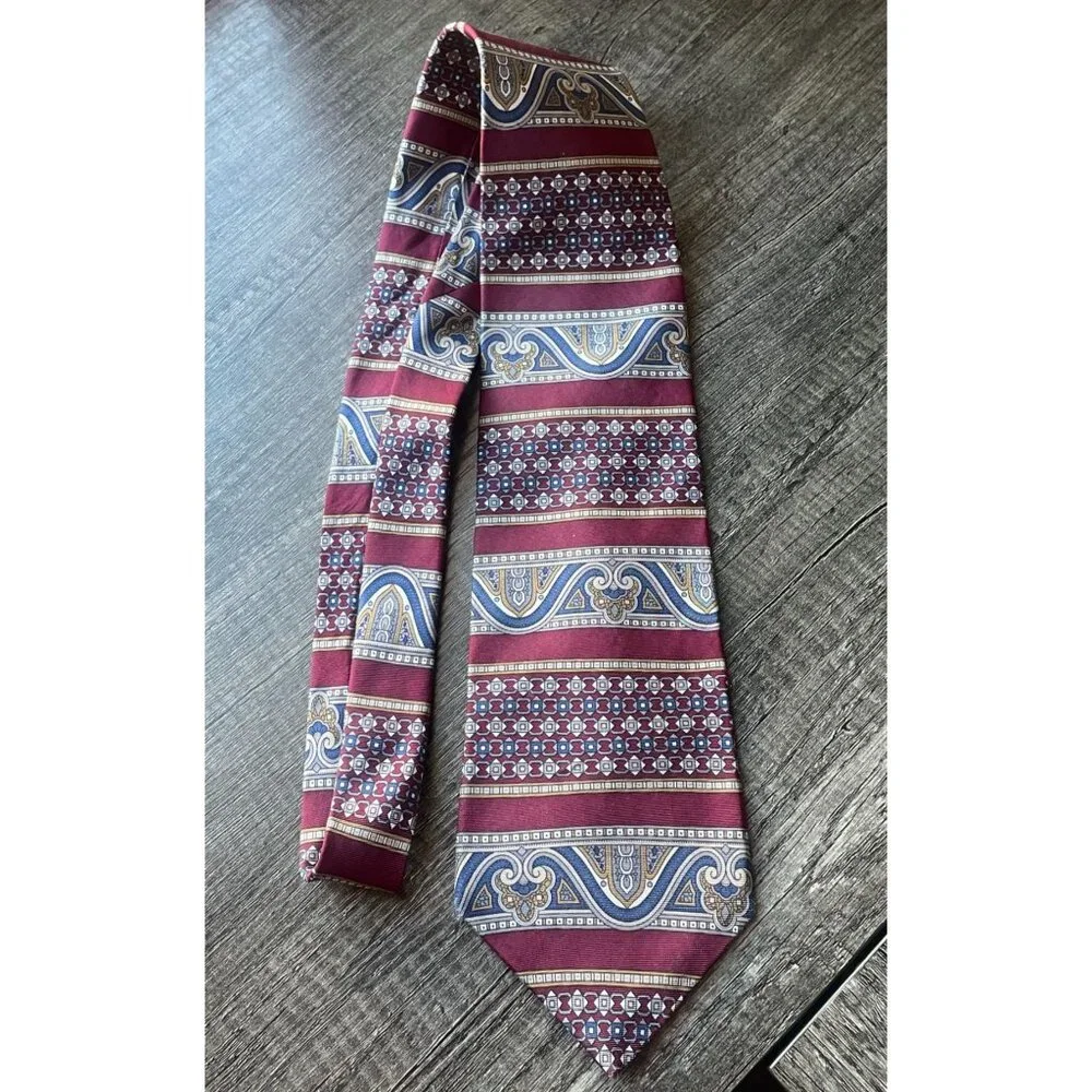 Vintage Oscar de la Renta 4” Wide Power Tie‎ - Burgundy Paisley & Geometric